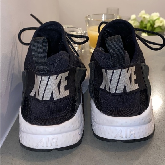 Nike sneakers - Picture 3 of 6